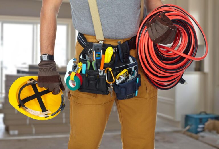 The Benefits of Hiring a Professional Electrician in Sydney